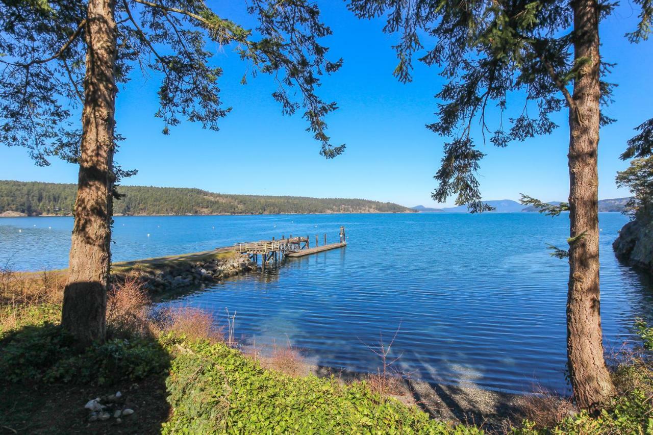 Lopez Island Hunter Bay Waterfront Home Exterior photo