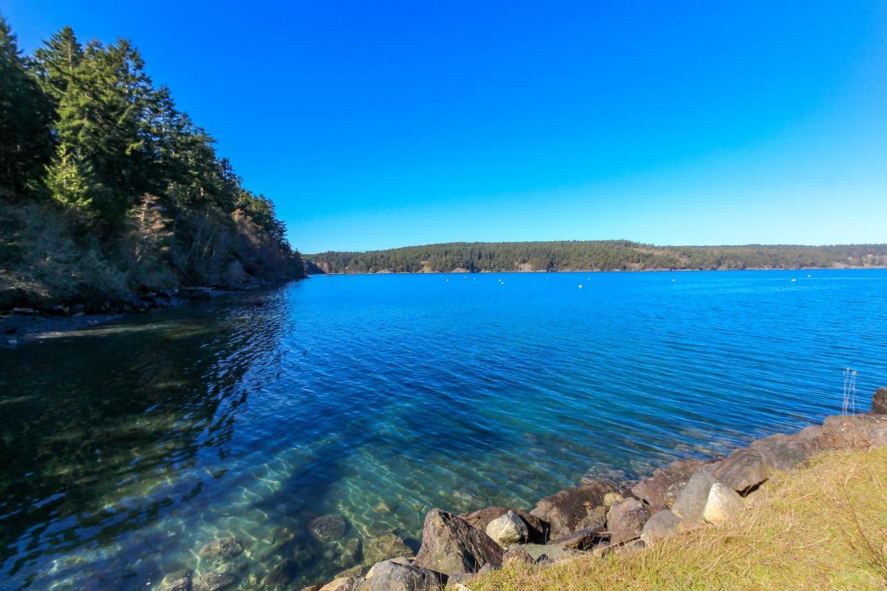 Lopez Island Hunter Bay Waterfront Home Exterior photo