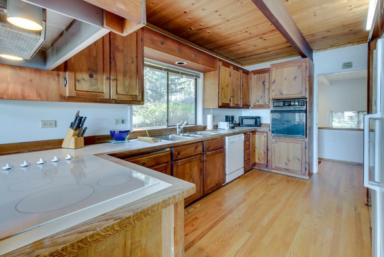 Lopez Island Hunter Bay Waterfront Home Exterior photo