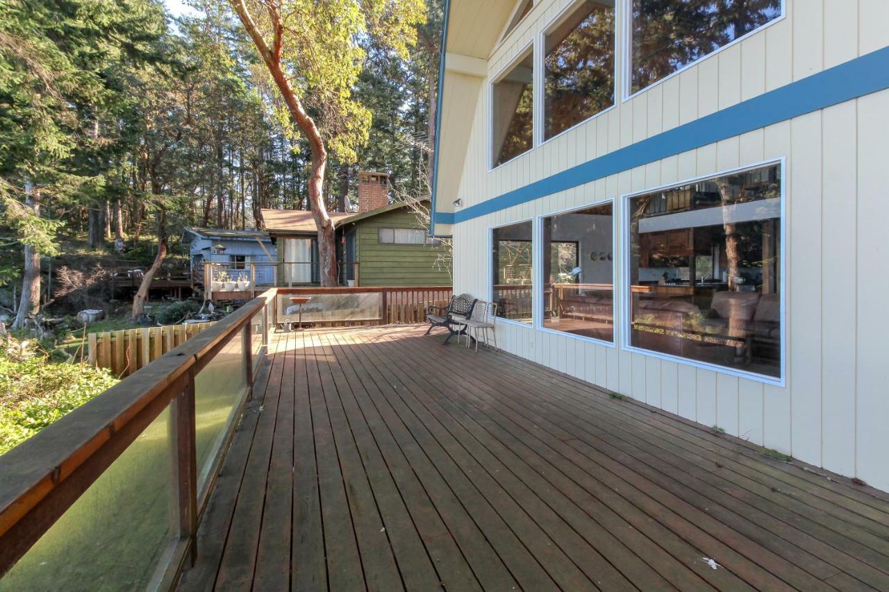 Lopez Island Hunter Bay Waterfront Home Exterior photo