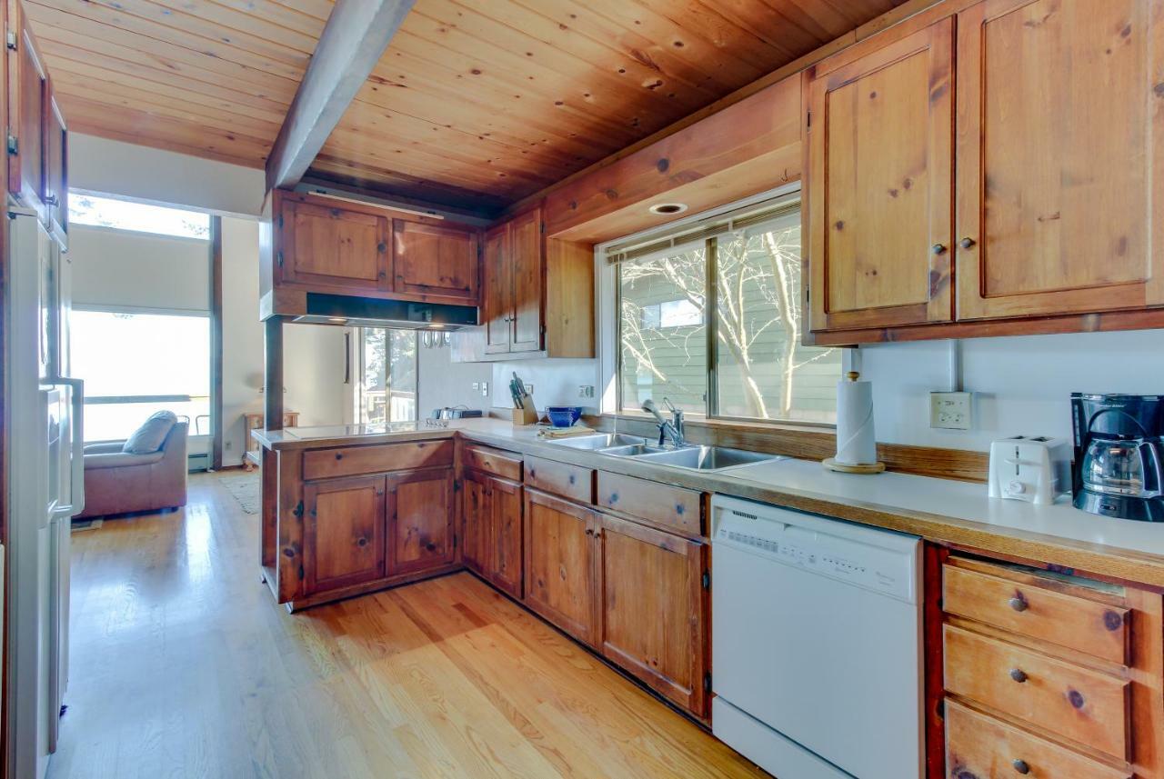 Lopez Island Hunter Bay Waterfront Home Exterior photo