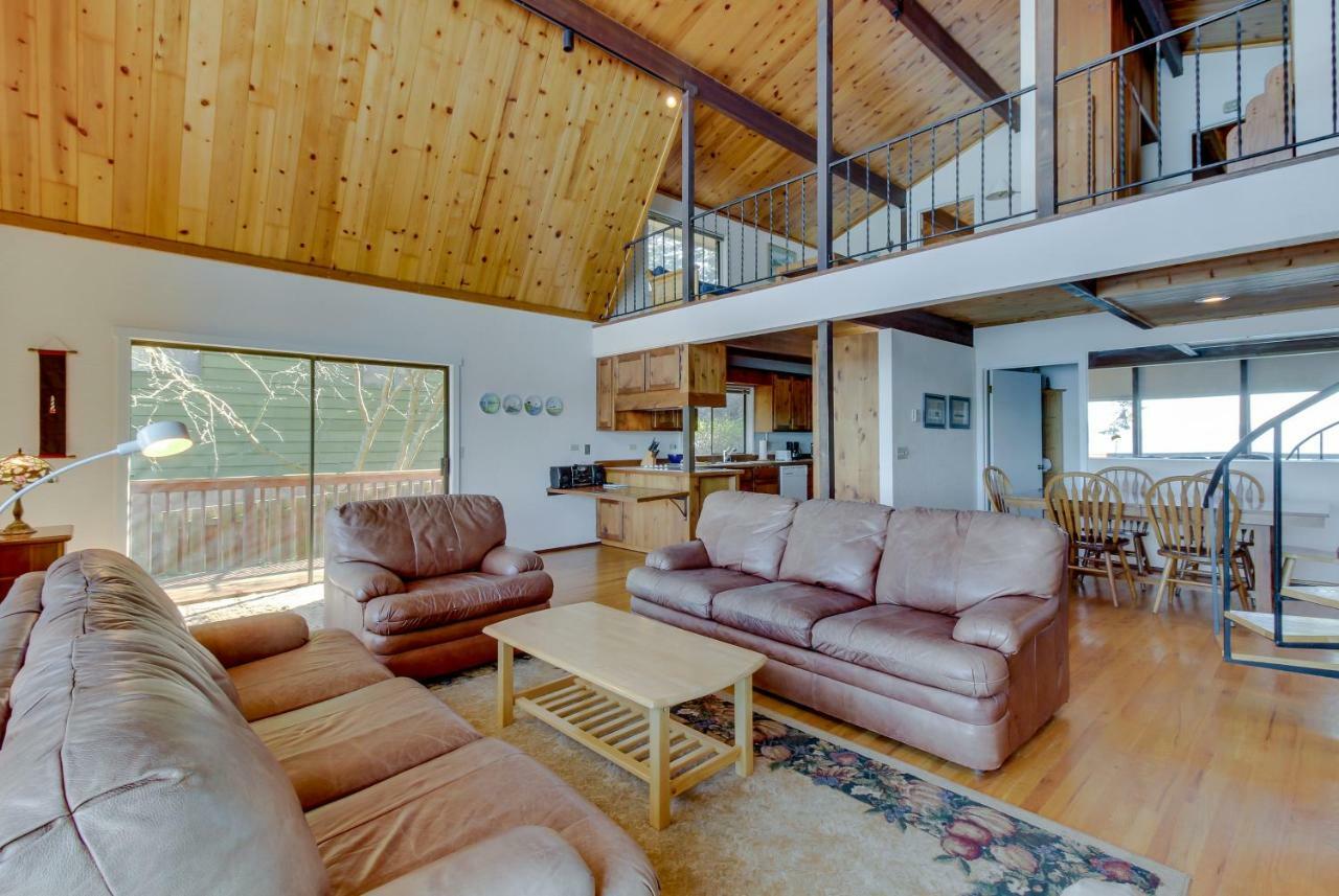 Lopez Island Hunter Bay Waterfront Home Exterior photo